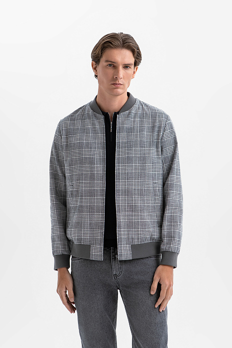 Бомбер в клетку из хлопка и льна, цвет Серый